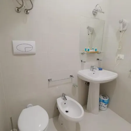 Alojamento de Acomodação e Pequeno-almoço Al Porticciolo