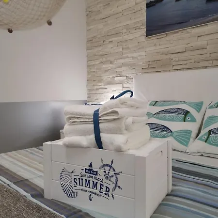 Alojamento de Acomodação e Pequeno-almoço Al Porticciolo Salerno