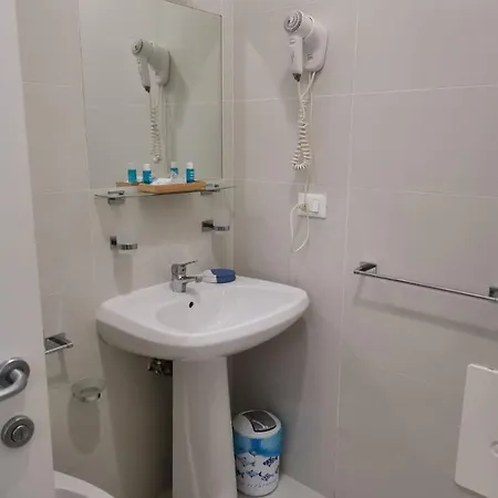 Al Porticciolo 4* סלרנו