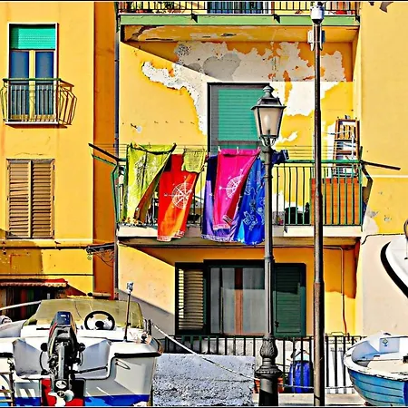 Al Porticciolo Alojamento de Acomodação e Pequeno-almoço